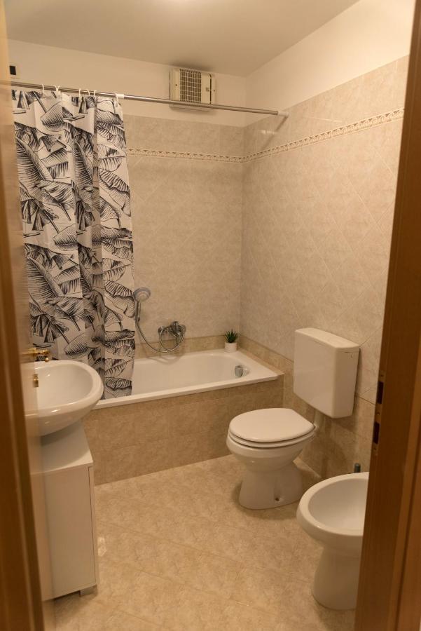 Cinzia'S Guest House, Vicino A Lignano E Udine Rivignano ภายนอก รูปภาพ